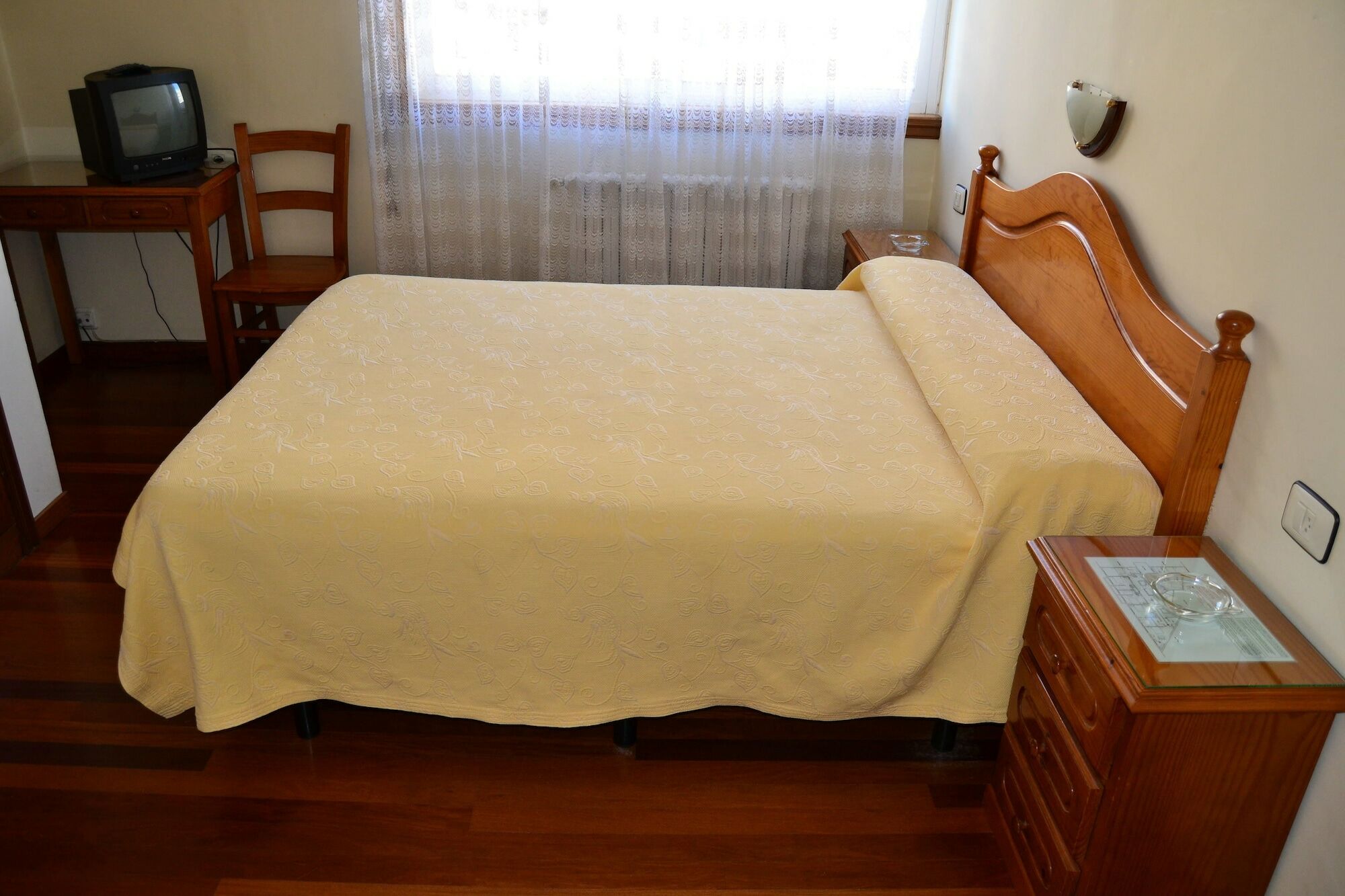 Pension Residencia Buenos Aires วิโก ภายนอก รูปภาพ